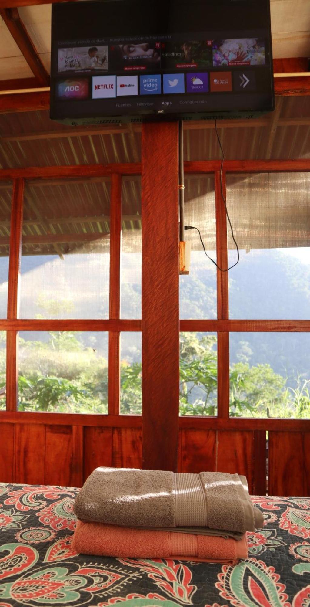 Lodge Native Heart Amazon *